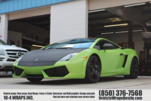 Read more about the article Lamborghini wrap, custom accents and carbon fiber