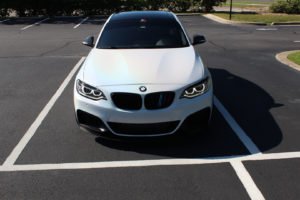 Read more about the article Satin white Psychedelic BMW M235  wrap